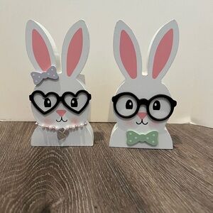 Adorable Bunny Wearing Glasses Wood Decor- Set of 2- NWT